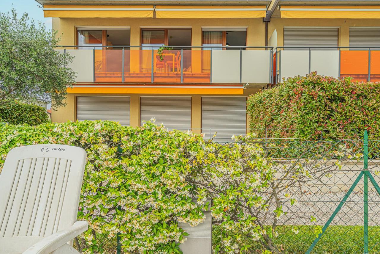 Hygge Family Apartment - One Step Away From The Lake!!! ซีร์มิโอเน ภายนอก รูปภาพ