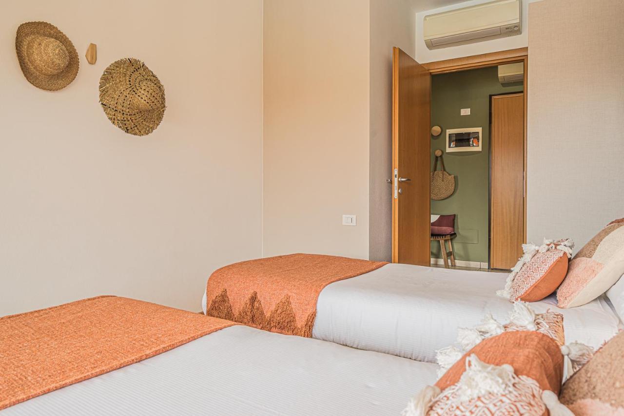 Hygge Family Apartment - One Step Away From The Lake!!! ซีร์มิโอเน ภายนอก รูปภาพ