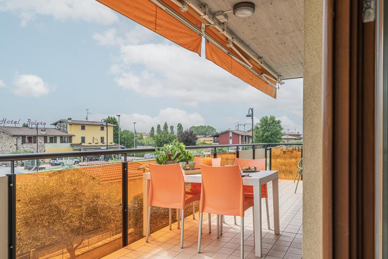 Hygge Family Apartment - One Step Away From The Lake!!! ซีร์มิโอเน ภายนอก รูปภาพ